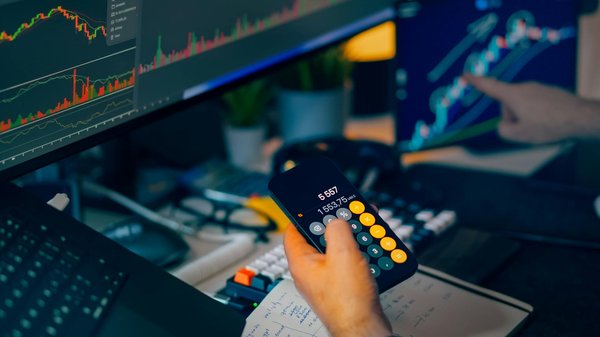 Les frais de dossier dans le contexte du rachat de crédit